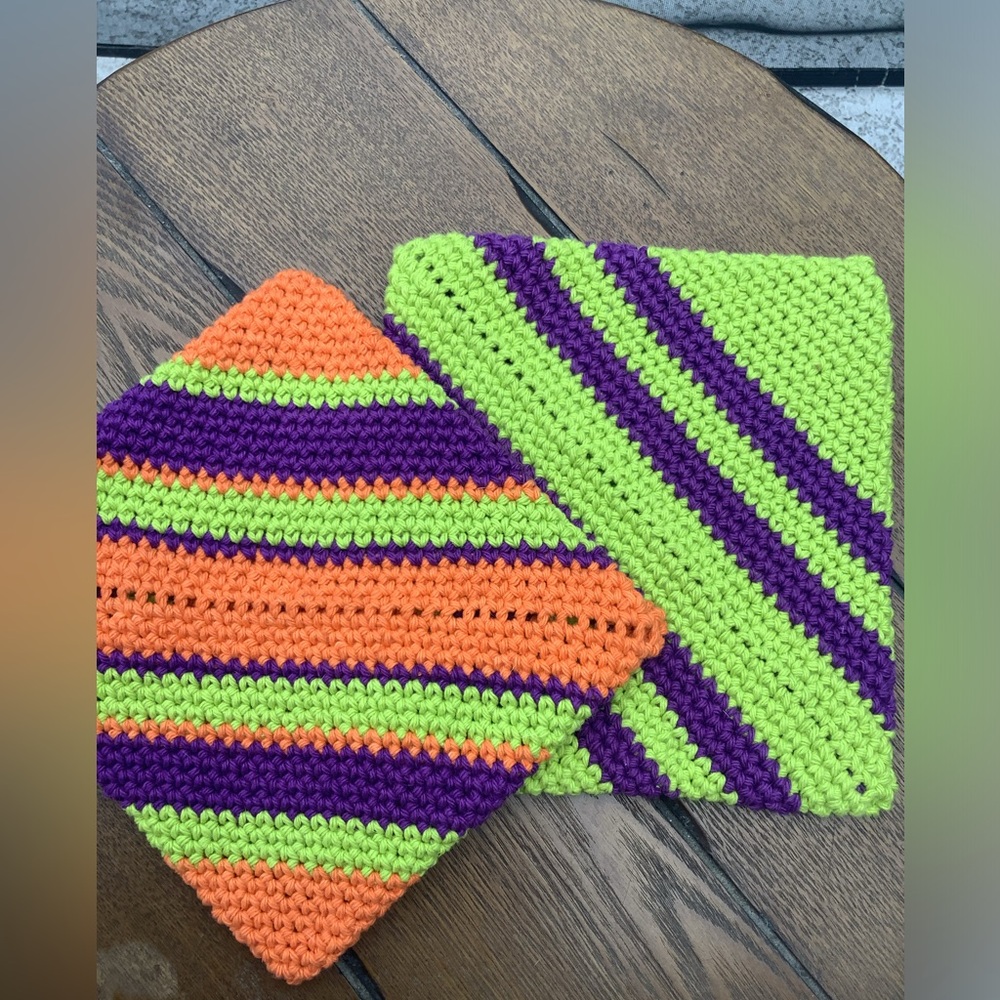 Set of 2 Granny’s handmade Halloween hot pads/Pot Holders 100% cotton